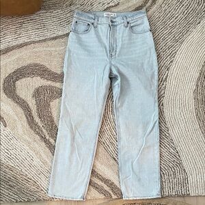 Abercrombie & Fitch The Ankle Straight ultra high rise Jeans